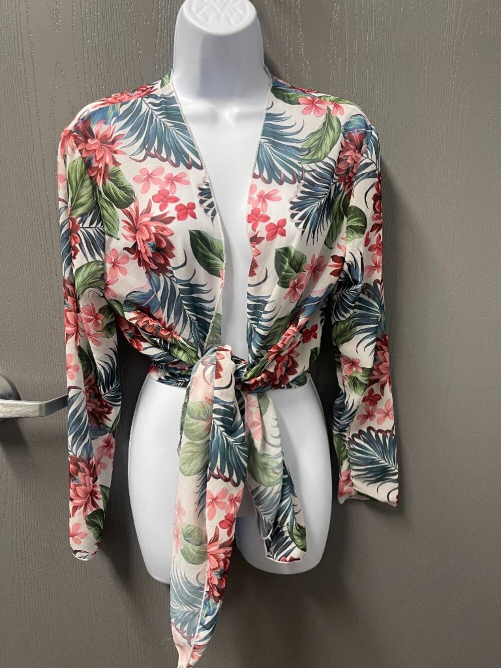 Tropical Floral Kimono Cardigan Medium